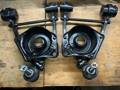 Brazos de control delanteros Ford Mustang SVO brazo A 1984 1985 1986 E4ZZ-3078-A E4ZZ-3079-A Foto 1 de 4