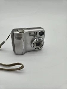 Nikon Coolpix 3200 Kamera Silber Digitalkamera Digital Kamera Digital Camera - Bild 1 von 5