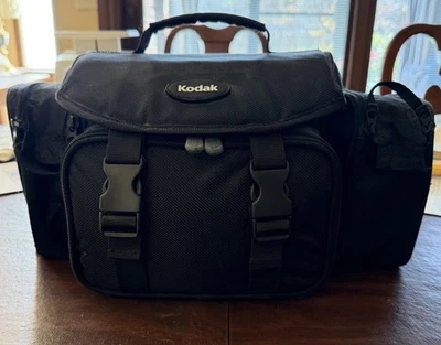 Kodak EasyShare Z760 Camera + P500 Printer Dock, Ink, Paper & Carrying Case - Image 1 of 4