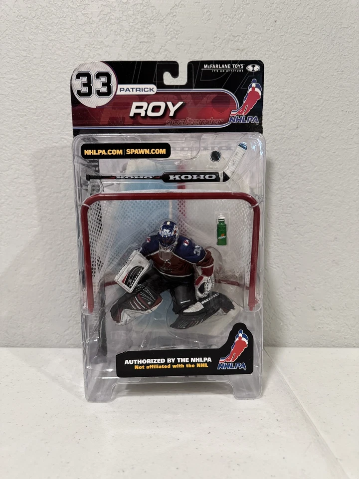 McFarlane Toys Action Figure Patrick Roy #33 NHLPA 2000 Series 1
