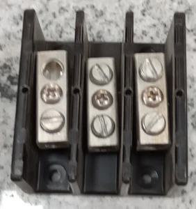MARATHON/ 1423120/ 3 POLE/600V/ POWER DISTRIBUTION BLOCK/USE(S7L17 - Picture 1 of 7