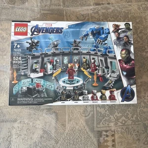 LEGO Super Heroes: Iron Man Hall of Armor (76125) - Picture 1 of 2