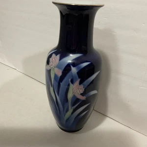 "Flores de iris azul sobre florero azul, Japón aprox. 10,25"" de alto con adornos dorados vintage" - Imagen 1 de 9