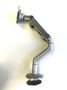 Humanscale M8 Adjustable Articulating Monitor Arm: Bolt Through - Picture 1 of 12