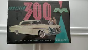 Moebias 1/25 Chrysler 300 - Picture 1 of 5