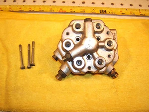 Mercedes Late W201 190 2.6 6 cyl BOSCH fuel Genuine Mercedes OEM 1 Distributor - Picture 1 of 18
