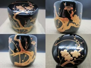 Japanese Lacquer Wooden Natsume Tea caddy w/ Plum Maki-e (401) - Picture 1 of 15