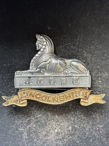 Lincolnshire Regiment Original British Army Cap Badge Sweetheart Brooched - Picture 1 of 4