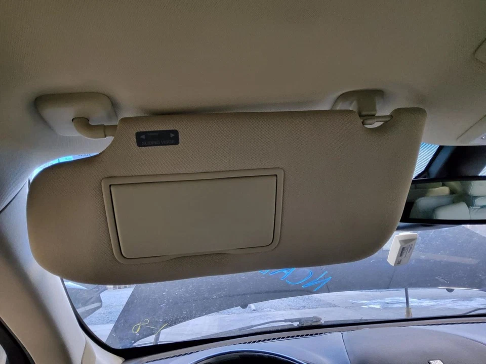 Abridor de puerta de garaje iluminado para parasol para conductor se adapta a 13-19 MKT 542881 Foto 1 de 1