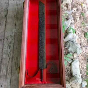 Knife Display Case Dagger Blade Stiletto 18 x 7 Cherry & Red Wood USA Shadow Box - Picture 1 of 15