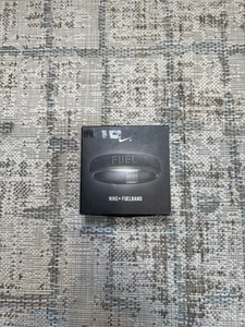 Męska opaska paliwowa Nike rozmiar Medium czarna/stalowa stal noir - Zdjęcie 1 z 10