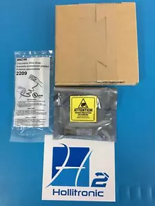 AVAGO AFBR-57F5UMZ-EP1 21CFR(J) CLASS 1 16GFC/10GE SFP+ SWL - Picture 1 of 3