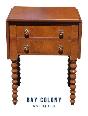 古董 VIRGINIA WALNUT FEDERAL 两个拖把工作台/夜带 — 第 1/4 张图片