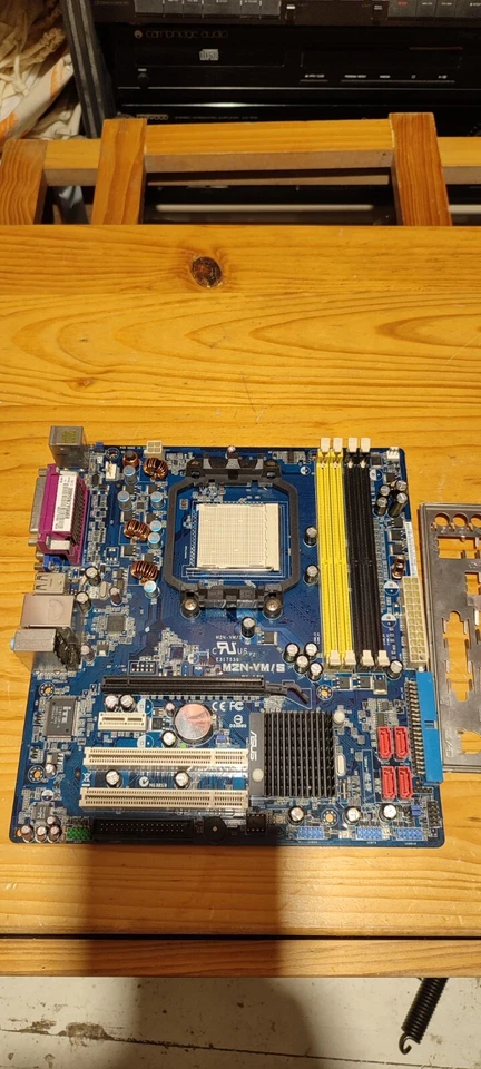 Asrock M2N-VMS - Immagine 1 di 1