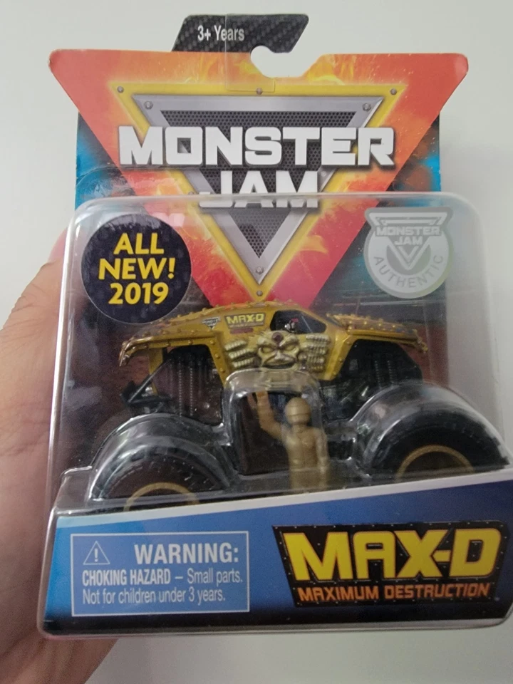 2019 Hot Wheels Monster Jam Spin Master Max-d Gold Chase Variation
