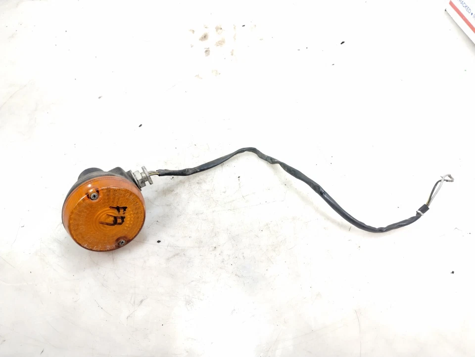 2001 01 Kawasaki KE100 KE100B Front Right Turn Signal Indicator Light - Image 1 of 4