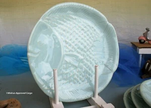 POTTERY BARN MALIBU FIGURAL FISH PLATES (4) -NIB- A GREAT CATCH FOR MEALS! - Picture 1 of 9