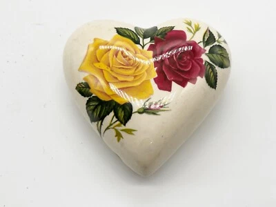 VINTAGE POTTERY CHINA FLORAL POMANDER / POTPOURRI FRAGRANCE ROSES LOVE HEART - Image 1 of 4