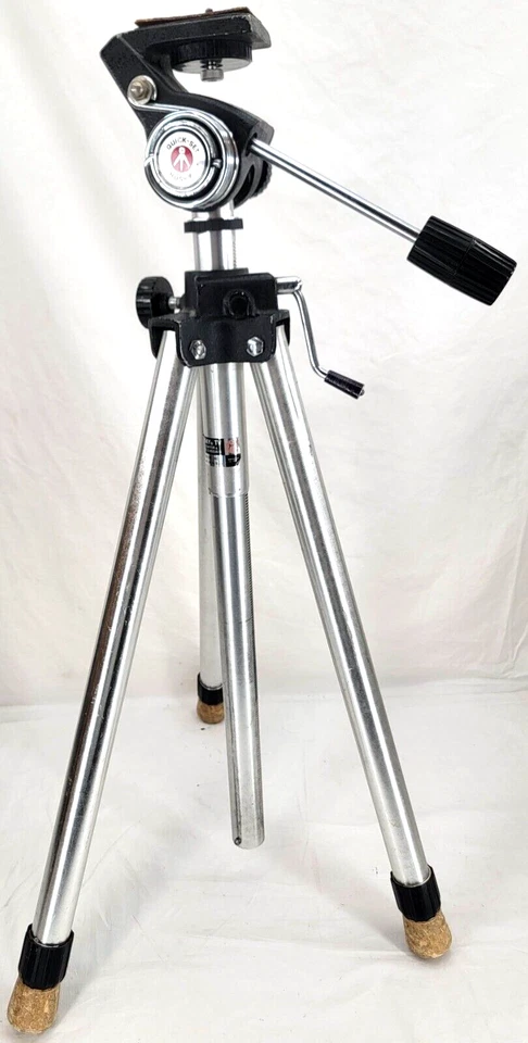 Husky TV 5-95534-9 Camera Quick-Set Video Camcorder Camera Elevator Tripod - Image 1 of 4