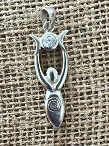 Female GODDESS Pendant Solid 925 Sterling Silver Clear Glass Stone Spiritual - Picture 1 of 4