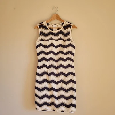 Vestido vaina Milly para mujer talla 6 Chevron sin mangas cuello redondo algodón negro blanco Foto 1 de 4