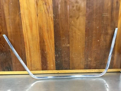 Austin America • Borde de ventana cromada lateral del pasajero original. Usado. KQ399 Foto 1 de 4