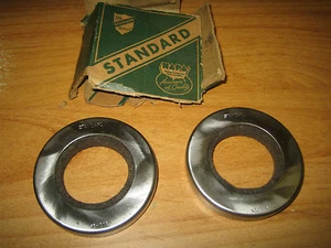 NOS 1937-1940 Chrysler Dodge Truck Rear Wheel Inner Axle Grease Oil Seals - Picture 1 of 2