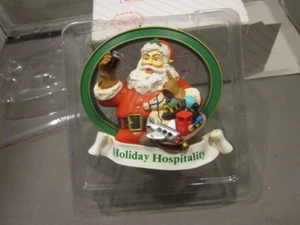 Coca-Cola Coke "Holiday Hospitality" Weihnachten Santa Illuminate Ornament Neu im Karton - Bild 1 von 5