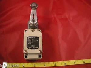 Brazo de palanca de rodillo interruptor límite Omron WLGCA2-LD WLGCA2LD 10a 115vac 0,8a 115vdc - Imagen 1 de 3