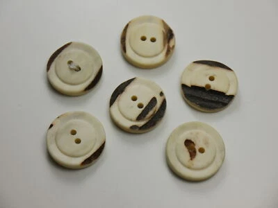 6 Stück Horn Trachtenknöpfe Knöpfe Zierknöpfe mit Muster d=22 mm TK-III-23 - Bild 1 von 3