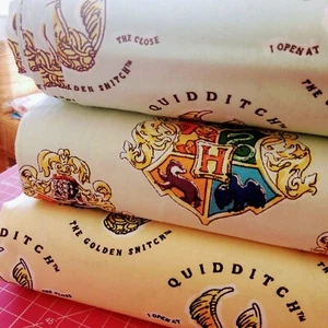 Tela de algodón de Harry Potter, por 50 cm, ideal para acolchar, vestir - Imagen 1 de 9