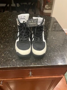 Hayabusa Pro Boxing Shoes Mens 12 High Top Black White - Picture 1 of 5