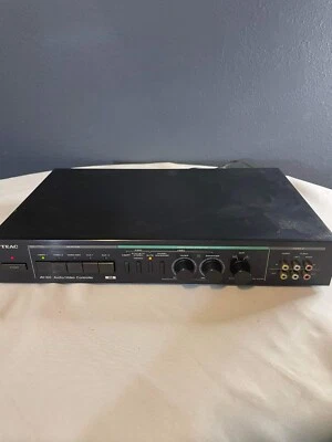 Controlador Audio Video Teac Modelo AV-100 Buen Estado Foto 1 de 4