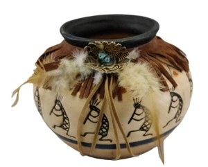 Jarrón redondo Southwest Pottery cuenco marrón plumas Kokopelli turquesa  - Imagen 1 de 13