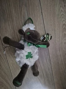 Seamus das Schaf Irland, Plüschtier zum Aufkleben, kleines Stofftier, neu ohne Etikett  - Bild 1 von 3
