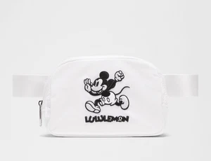 2025 Disney Gürteltasche Lululemon Mickey Mouse Everywhere Weiß Neu ohne Etikett - Bild 1 von 6