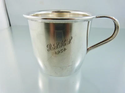 FIRST LOVE SILVER PLATE LISA BABY CUP DE 1847 ROGERS BROS "RTHT" Foto 1 de 4