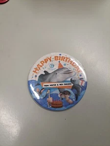 Winter The Dolphin Pinback Button Clearwater Aquarium Happy Birthday - Bild 1 von 5