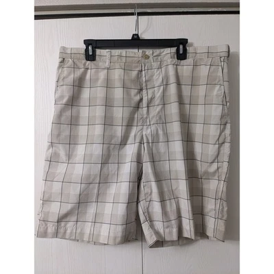 Pantalones cortos de golf PGA Tour para hombre blancos tostados a cuadros talla 38 Foto 1 de 4