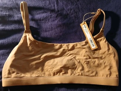 Skims Scoop Bralette Bege Claro Feminino Tamanho M Novo com etiquetas BR-SCN-2025 SIENNA - Imagem 1 de 3
