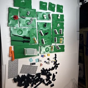 LEGO Vintage Calcio Campo di Calcio Stadio Campionato Sportivo Incompleto - Foto 1 di 10