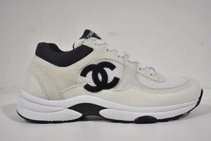 Chanel REV White Black CC Logo Leather Lace Up Flat Runner Trainer Sneaker 39.5 - Picture 1 of 12