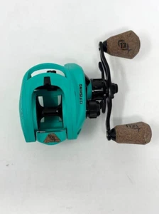13 FISHING ' CONCEPT TX2 ' 8.3:1 BAITCAST REEL 10 BEARINGS *NEW * RIGHT HAND - Picture 1 of 8
