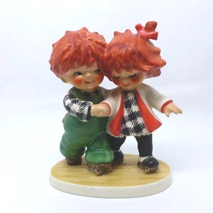 Goebel porcelain figurine RED HEAD Dating and Skating Byj 52 1966 signed - Picture 1 of 6