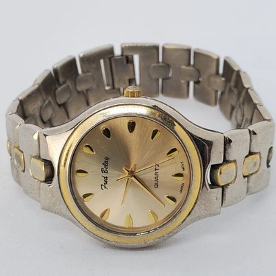Reloj para mujer Fred Belay 34 mm esfera dorada dos tonos pulsera correa 7,5" batería nueva Foto 1 de 4