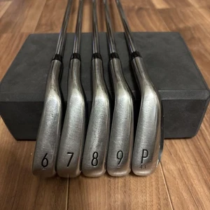 Titleist iron set T300 6, 7, 8, 9, P used - Picture 1 of 6