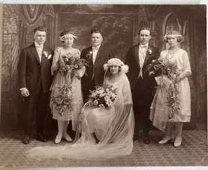 Vintage 1910er Hochzeit Party Paar Foto schwarz & weiß 8 x 10 polnischer Schleier 1. Weltkrieg Ära - Bild 1 von 7