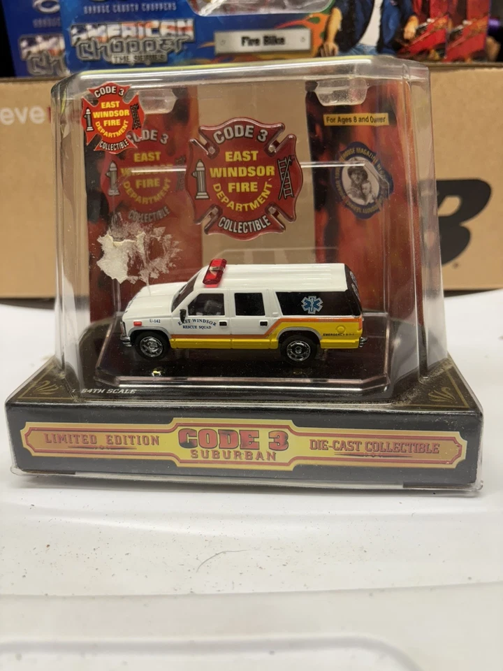 Código 3 East Windsor NJ Rescate Suburbano Foto 1 de 1
