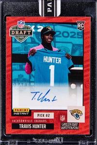 2025 Panini Instantáneo NFL Travis Hunter RC Automático/10 Jaguars #2 Selección del Draft Novato - Imagen 1 de 2