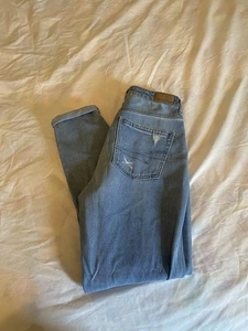 Women’s American Eagle Mom Jeans Size 2 Regular 28 X 27 Distressed Stretch Waist - Picture 1 of 10